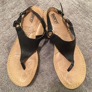 BORN sandals/Fresh listing!/Leather